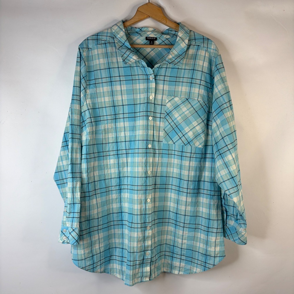 Torrid Button Down Shirt Women Size 6 Blue Plaid Long Sleeve Collared Pocket